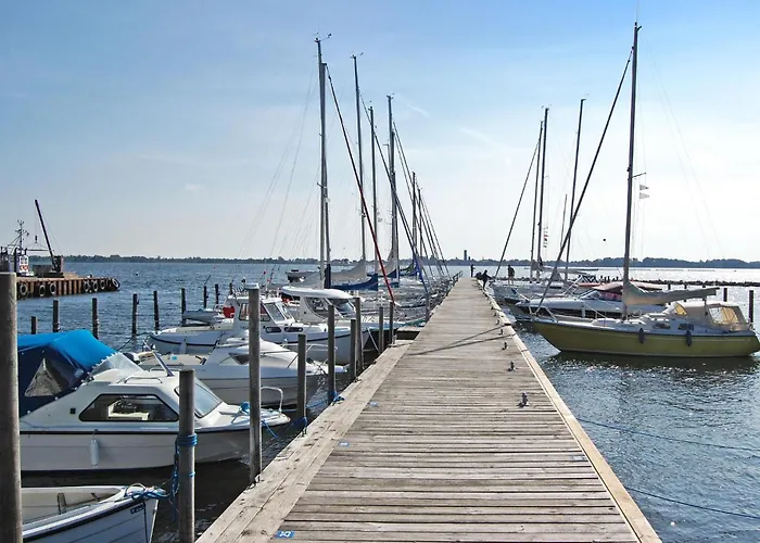 Valsen I * Bogø By